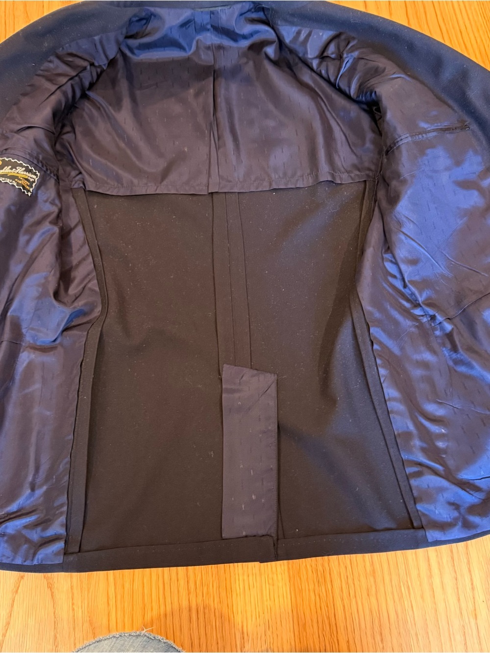 1965 McGill Wool University Blazer Hand Stitched Crest - Picture 5 of 9